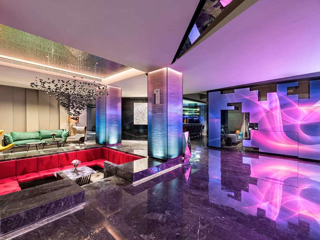 Novotel Yangzhou City Center Экстерьер фото