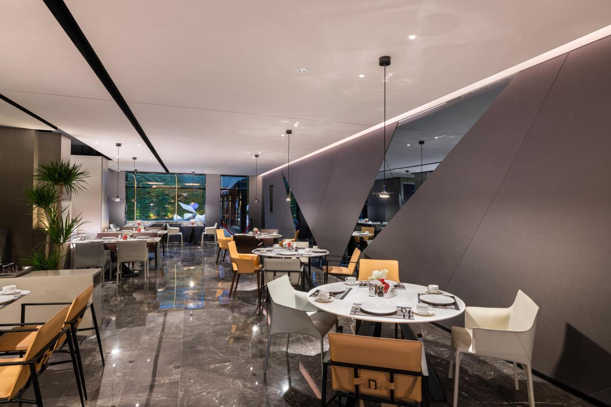 Novotel Yangzhou City Center Экстерьер фото